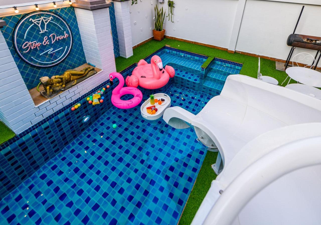 Room@Gallery Pool Villa Pattaya Exterior foto