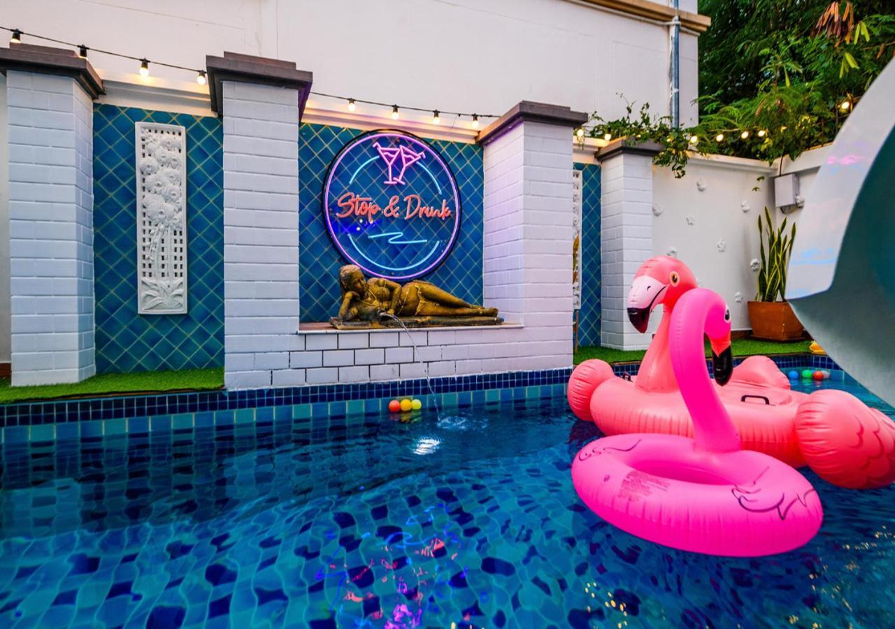 Room@Gallery Pool Villa Pattaya Exterior foto